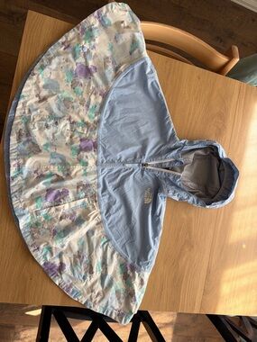 The North Face Light Purple Hooded Kids Rain Poncho with Pastel Print